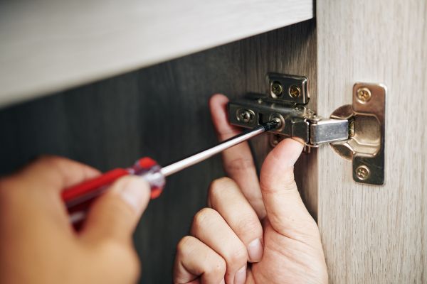 Cabinet Hinge Repair Service